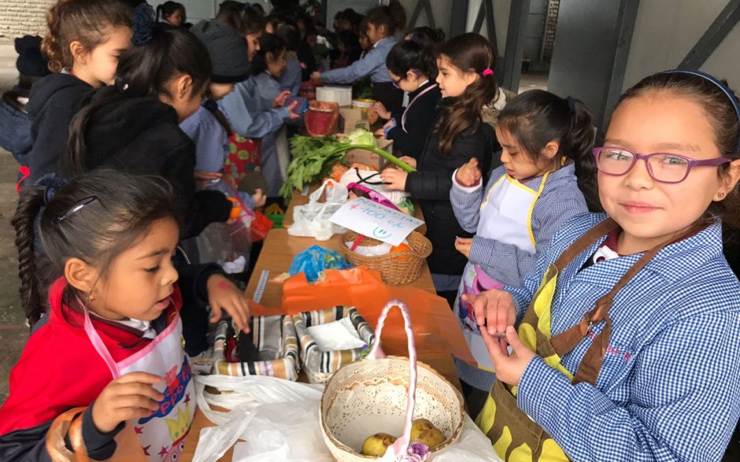 Trabajando la «Lección Feria» con Primero Básico «A» y Primero Básico «B»